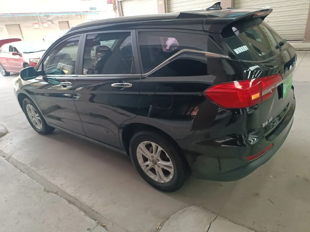 2017 Haval M6 1.5T 150HP L4 6AT,autocango,china used car exporter,china ev exporter,chinese used car exporter,chinese used ev exporter