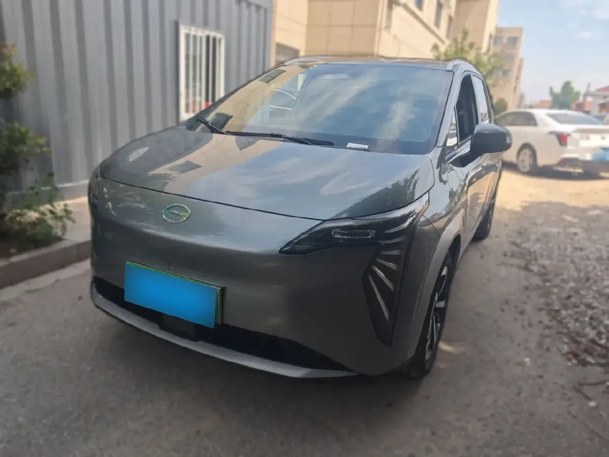 2025 Aion Y BEV 58.4KWH