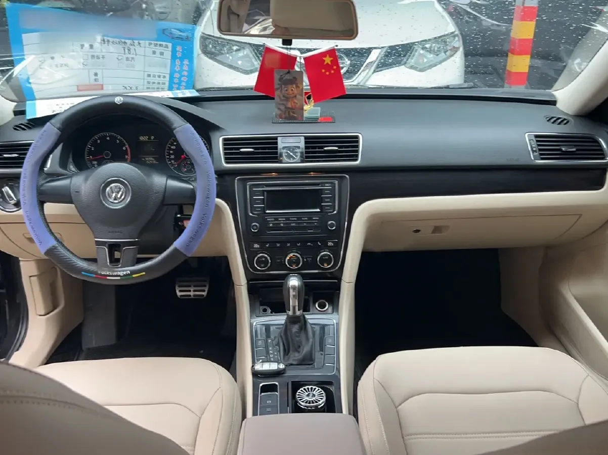 2013 Volkswagen Passat 1.8T 160HP L4 7DCT,autocango,china used car exporter,china ev exporter,chinese used car exporter,chinese used ev exporter