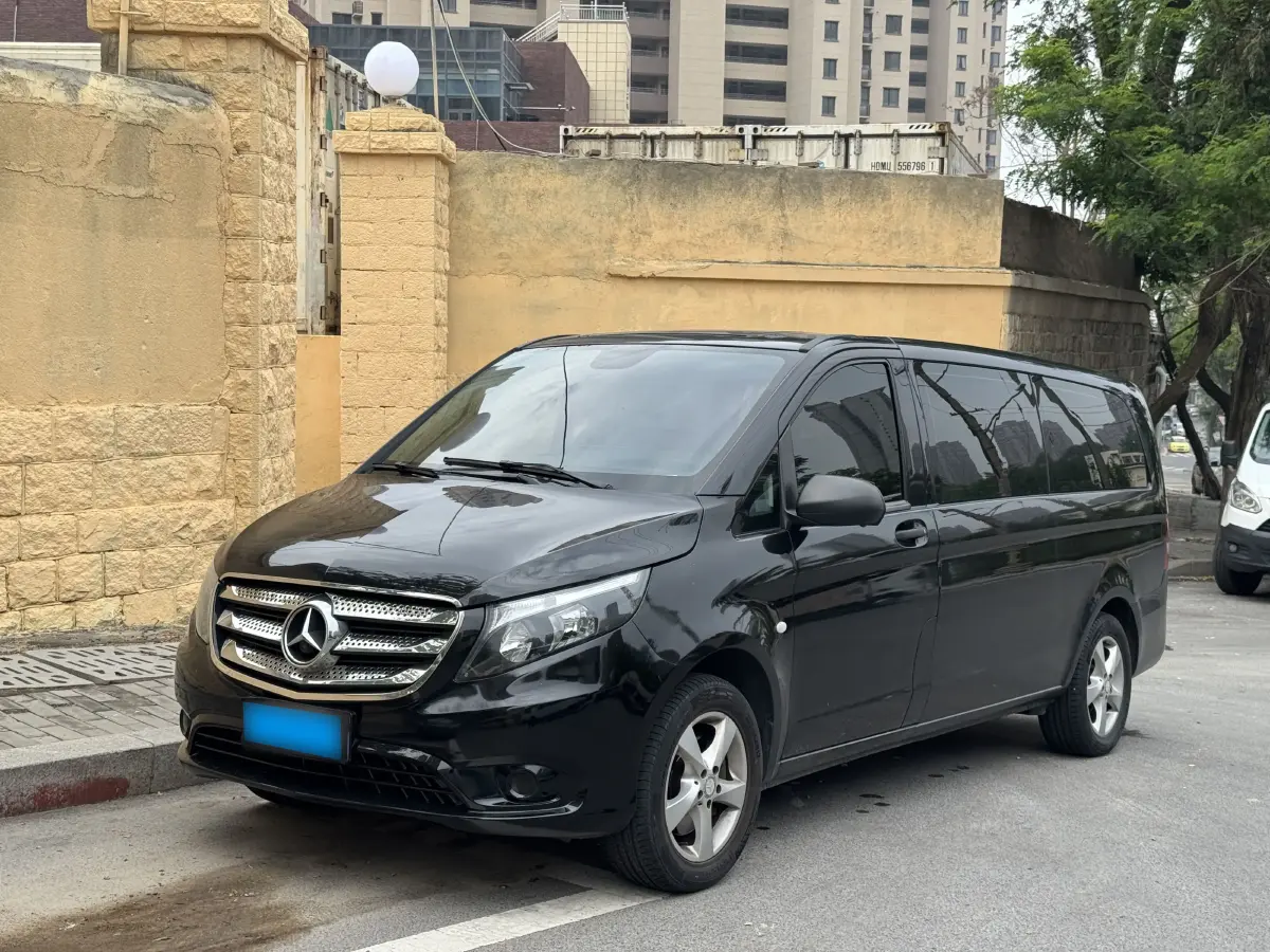 2016 Mercedes-Benz Vito 2.0T 211HP L4 7AT