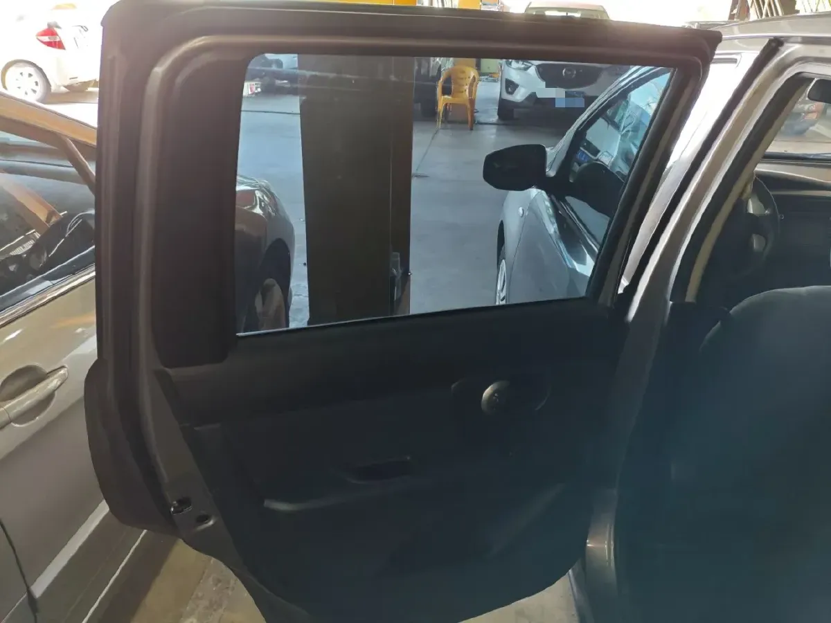 2013 Nissan Livina 1.6L 124HP L4 5MT,autocango,china used car exporter,china ev exporter,chinese used car exporter,chinese used ev exporter