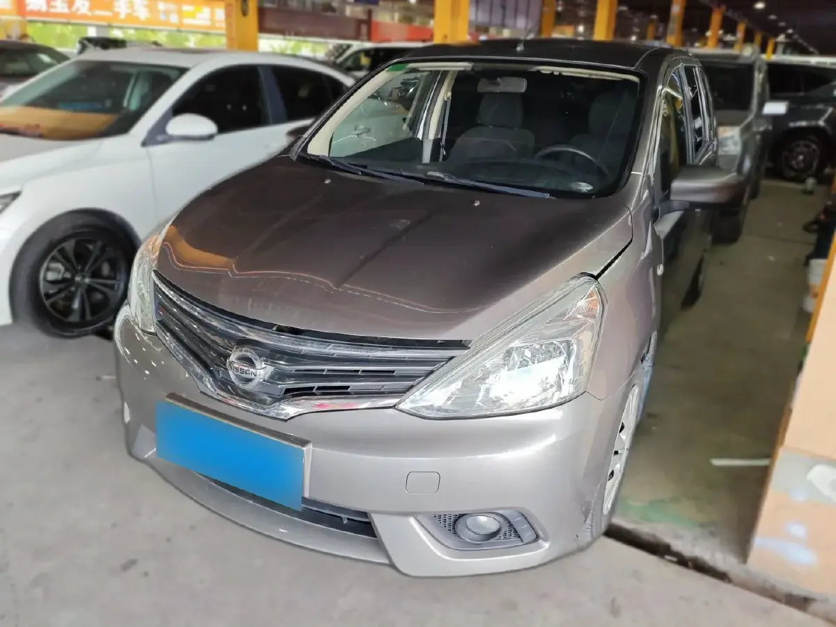 2013 Nissan Livina 1.6L 124HP L4 5MT