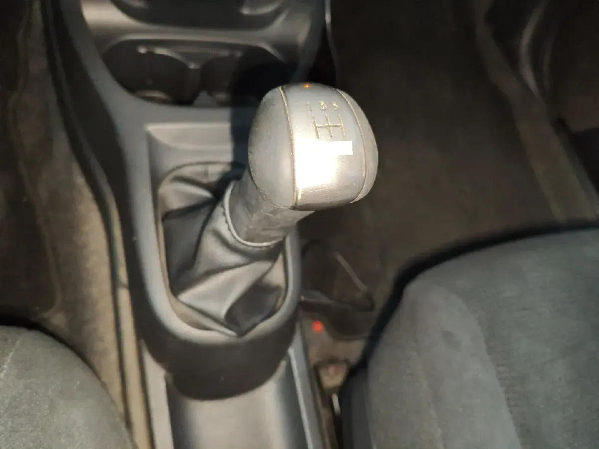 2013 Nissan Livina 1.6L 124HP L4 5MT,autocango,china used car exporter,china ev exporter,chinese used car exporter,chinese used ev exporter