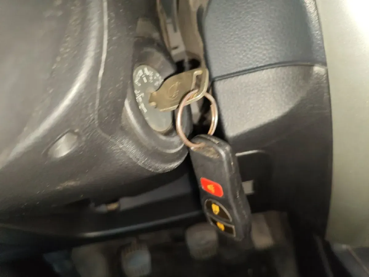 2013 Nissan Livina 1.6L 124HP L4 5MT,autocango,china used car exporter,china ev exporter,chinese used car exporter,chinese used ev exporter