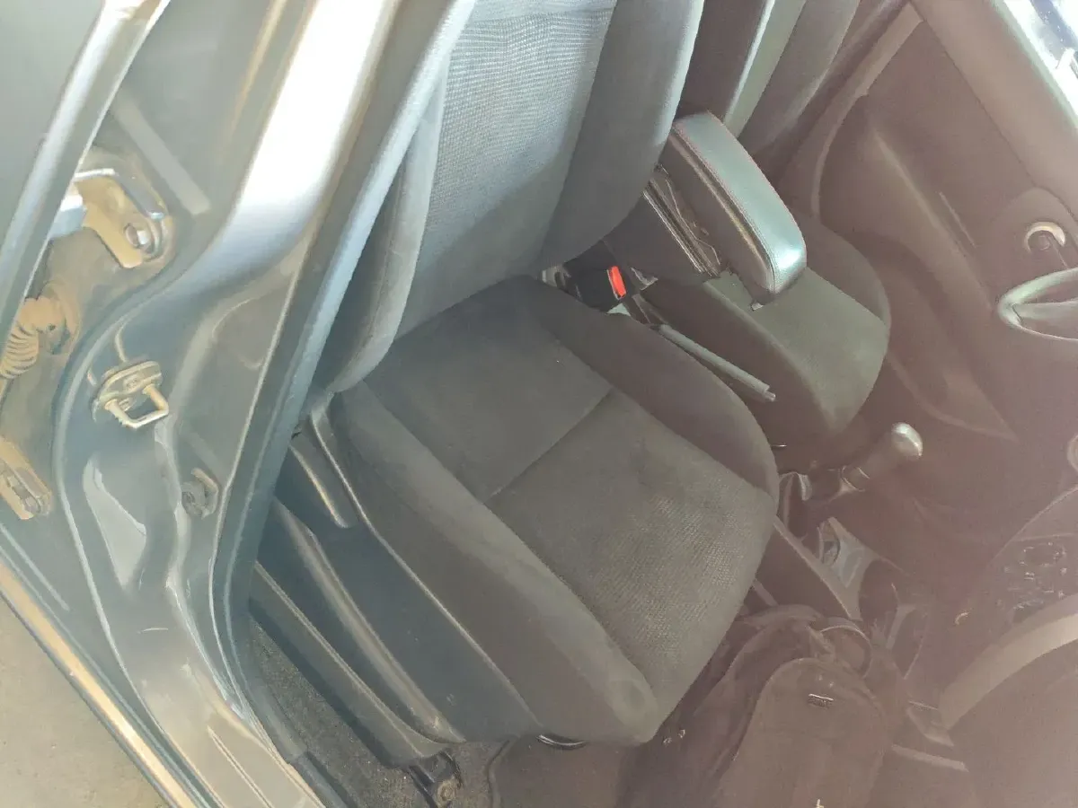 2013 Nissan Livina 1.6L 124HP L4 5MT,autocango,china used car exporter,china ev exporter,chinese used car exporter,chinese used ev exporter