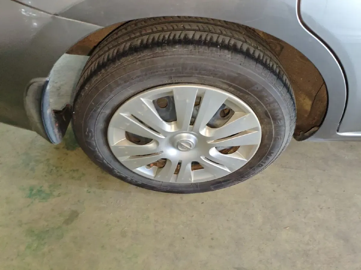 2013 Nissan Livina 1.6L 124HP L4 5MT,autocango,china used car exporter,china ev exporter,chinese used car exporter,chinese used ev exporter