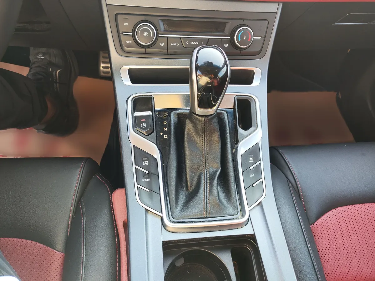 2019 Geely Vision S1 1.5L 109HP L4 CVT,autocango,china used car exporter,china ev exporter,chinese used car exporter,chinese used ev exporter