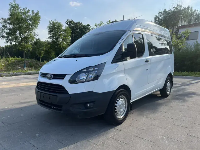 2019 Ford Transit 2.0T 121HP L4 5MT