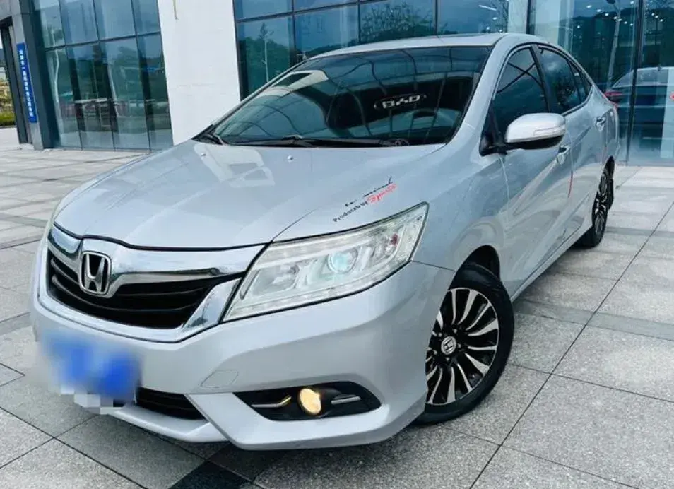 2013 Honda Crider 1.8L 139HP L4 5AT