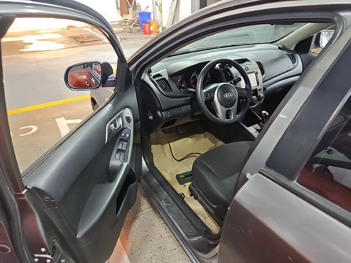 2011 Kia Forte 1.6L 123HP L4 4AT,autocango,china used car exporter,china ev exporter,chinese used car exporter,chinese used ev exporter