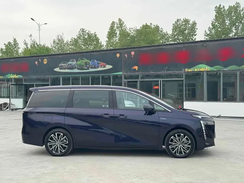 2024 GAC Trumpchi E8 2.0L 140HP L4 2DHT PHEV 25.57KWH,autocango,china used car exporter,china ev exporter,chinese used car exporter,chinese used ev exporter