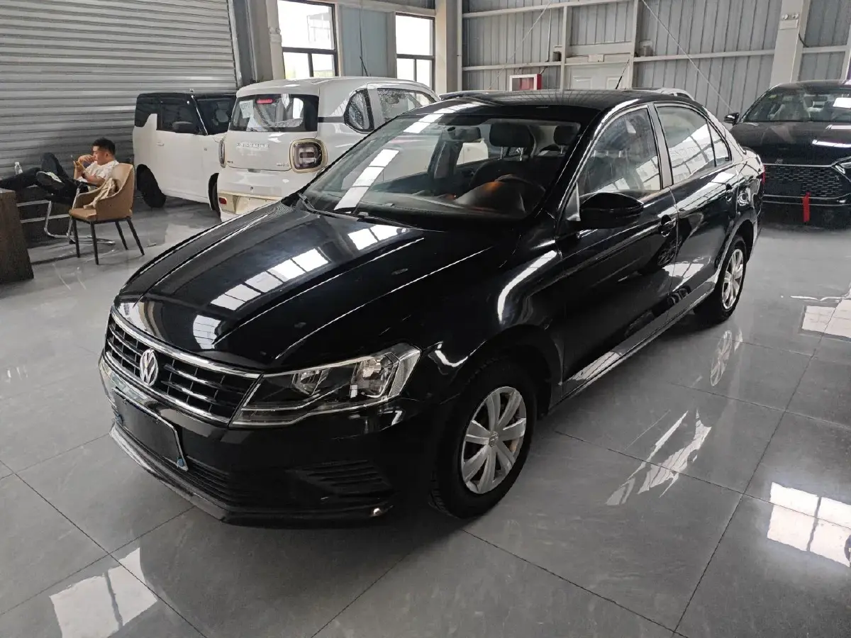 2017 Volkswagen Jetta 1.5L 110HP L4 5MT