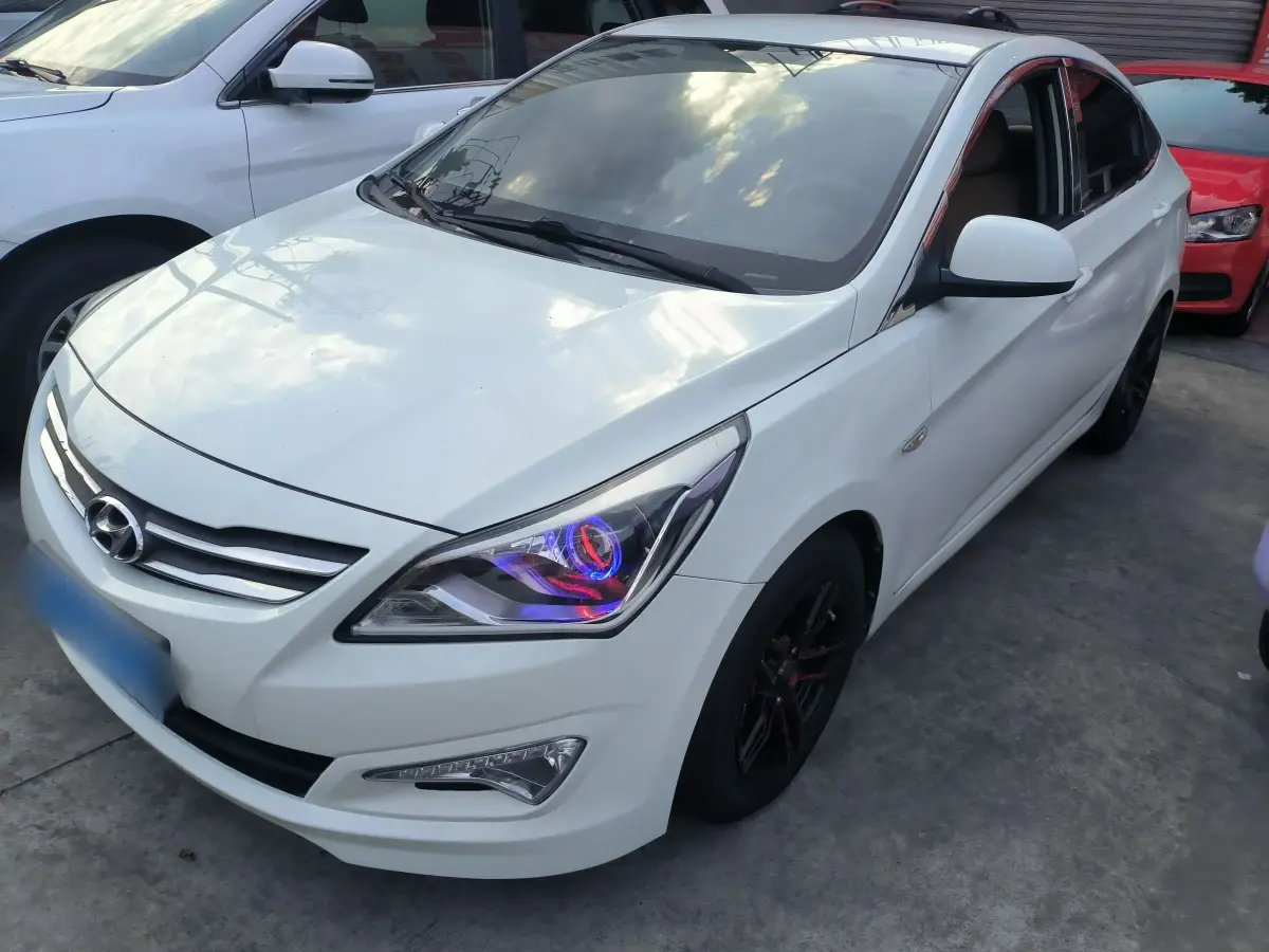 2014 Hyundai Reina 1.4L 107HP L4 4AT