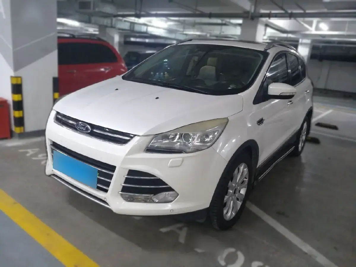 2013 Ford Kuga 2.0T 242HP L4 6AT