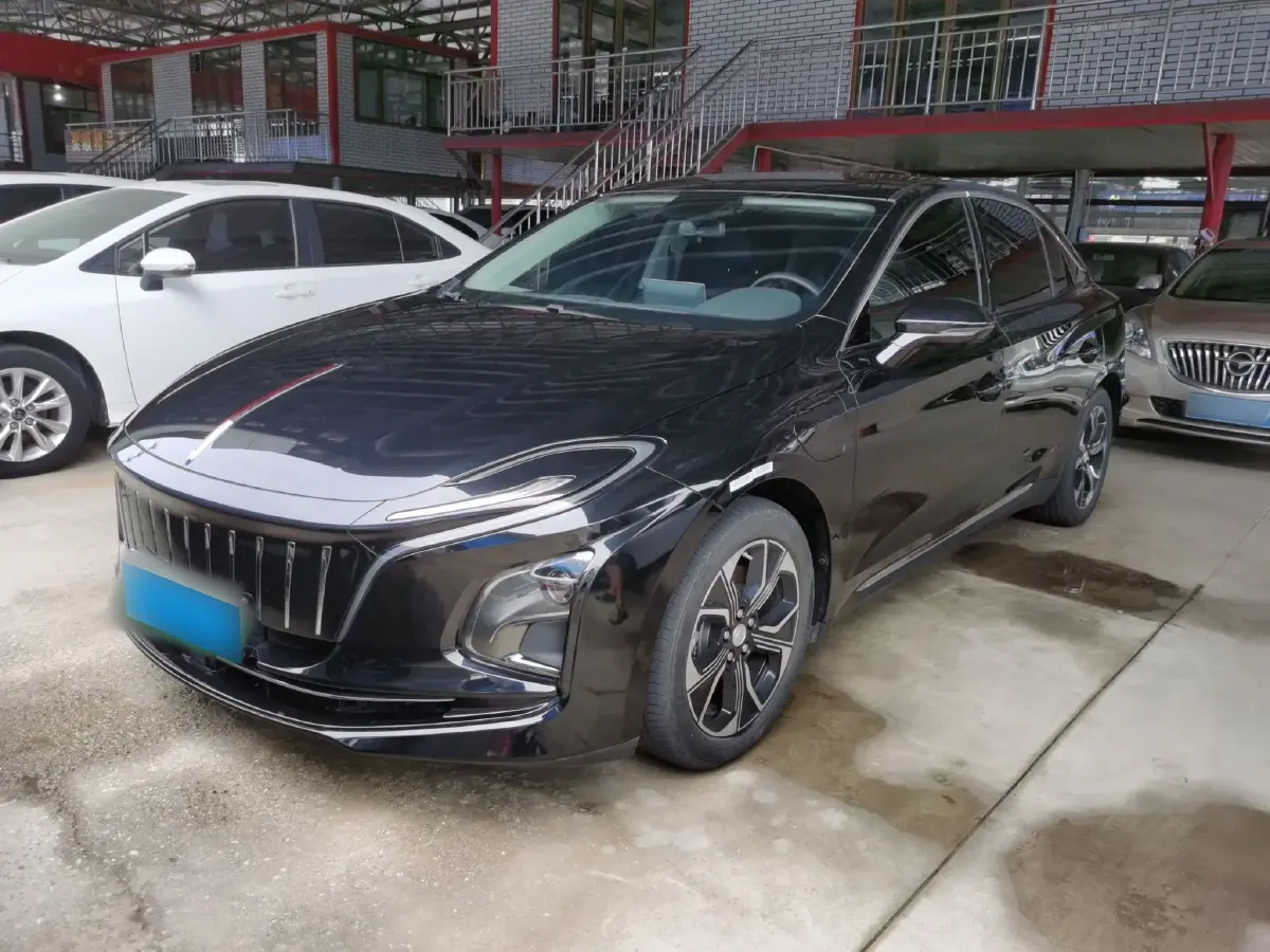 2023 HongQi E-QM5 BEV 54KWH