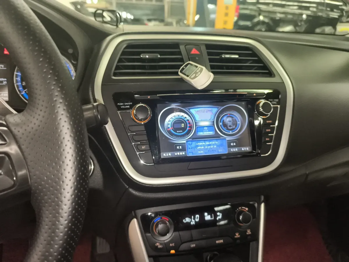 2015 Suzuki S-cross 1.6L 122HP L4 CVT,autocango,china used car exporter,china ev exporter,chinese used car exporter,chinese used ev exporter