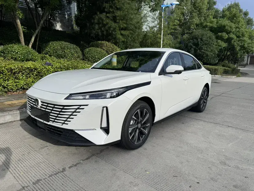 2025 ChangAn Eado 1.5T 192HP L4 7DCT