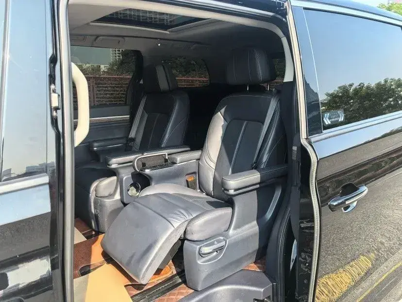 2021 GAC Trumpchi M8 2.0T 252HP L4 8AT,autocango,china used car exporter,china ev exporter,chinese used car exporter,chinese used ev exporter