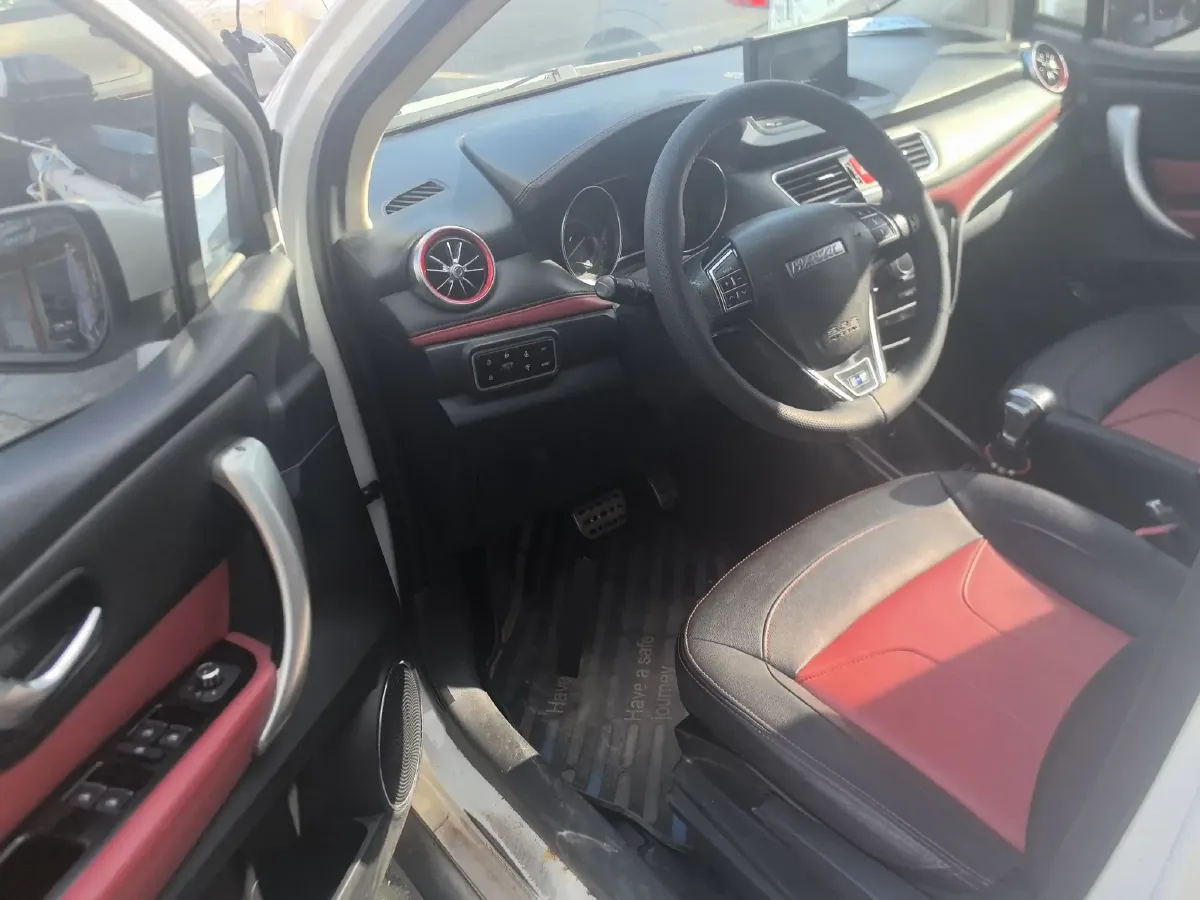 2016 Haval H1 1.5L 106HP L4 6AMT,autocango,china used car exporter,china ev exporter,chinese used car exporter,chinese used ev exporter