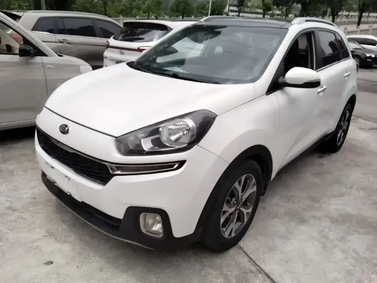 2015 Kia KX3 1.6L 125HP L4 6AT 2015 Kia KX3 1.6L 125HP L4 6AT