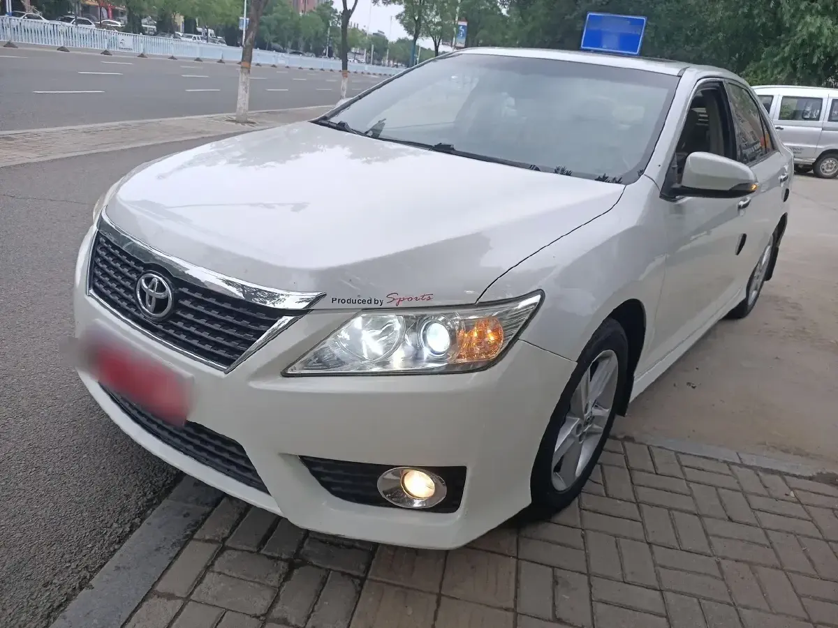 2012 Toyota Camry 2.0L 150HP L4 4AT