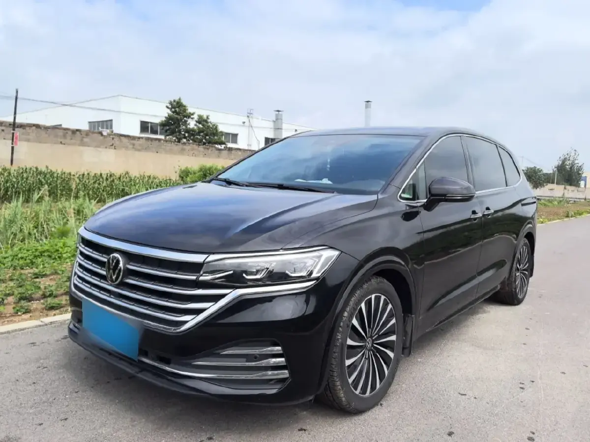 2020 Volkswagen Viloran 2.0T 220HP L4 7DCT