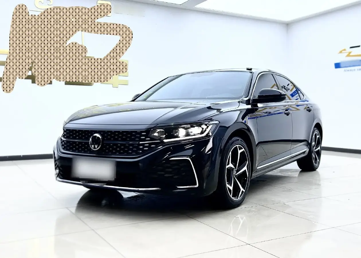 2024 Volkswagen Passat 2.0T 186HP L4 7DCT