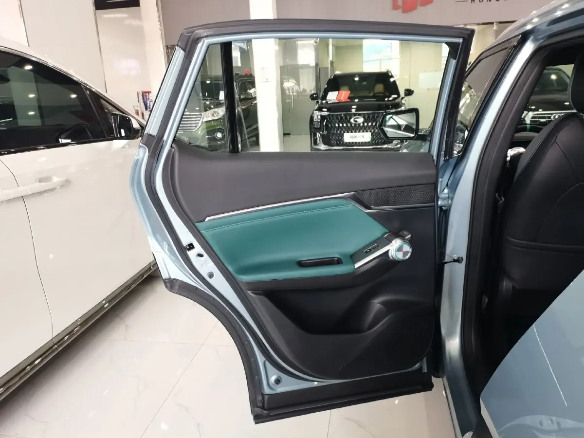 2022 GAC Trumpchi Emkoo 2.0L 140HP L4 2DHT Hybrid,autocango,china used car exporter,china ev exporter,chinese used car exporter,chinese used ev exporter