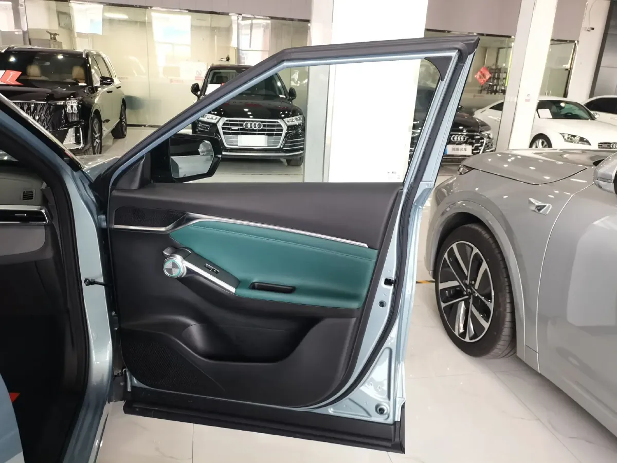 2022 GAC Trumpchi Emkoo 2.0L 140HP L4 2DHT Hybrid,autocango,china used car exporter,china ev exporter,chinese used car exporter,chinese used ev exporter