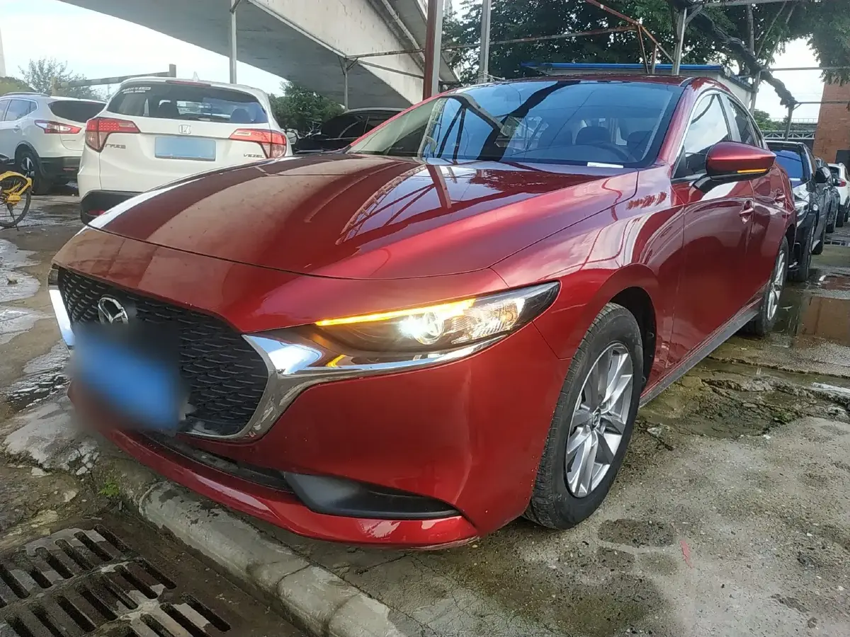 2021 Mazda 3 Axela 2.0L 158HP L4 6AT