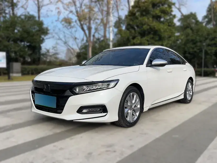 2018 Honda Accord 1.5T 194HP L4 CVT