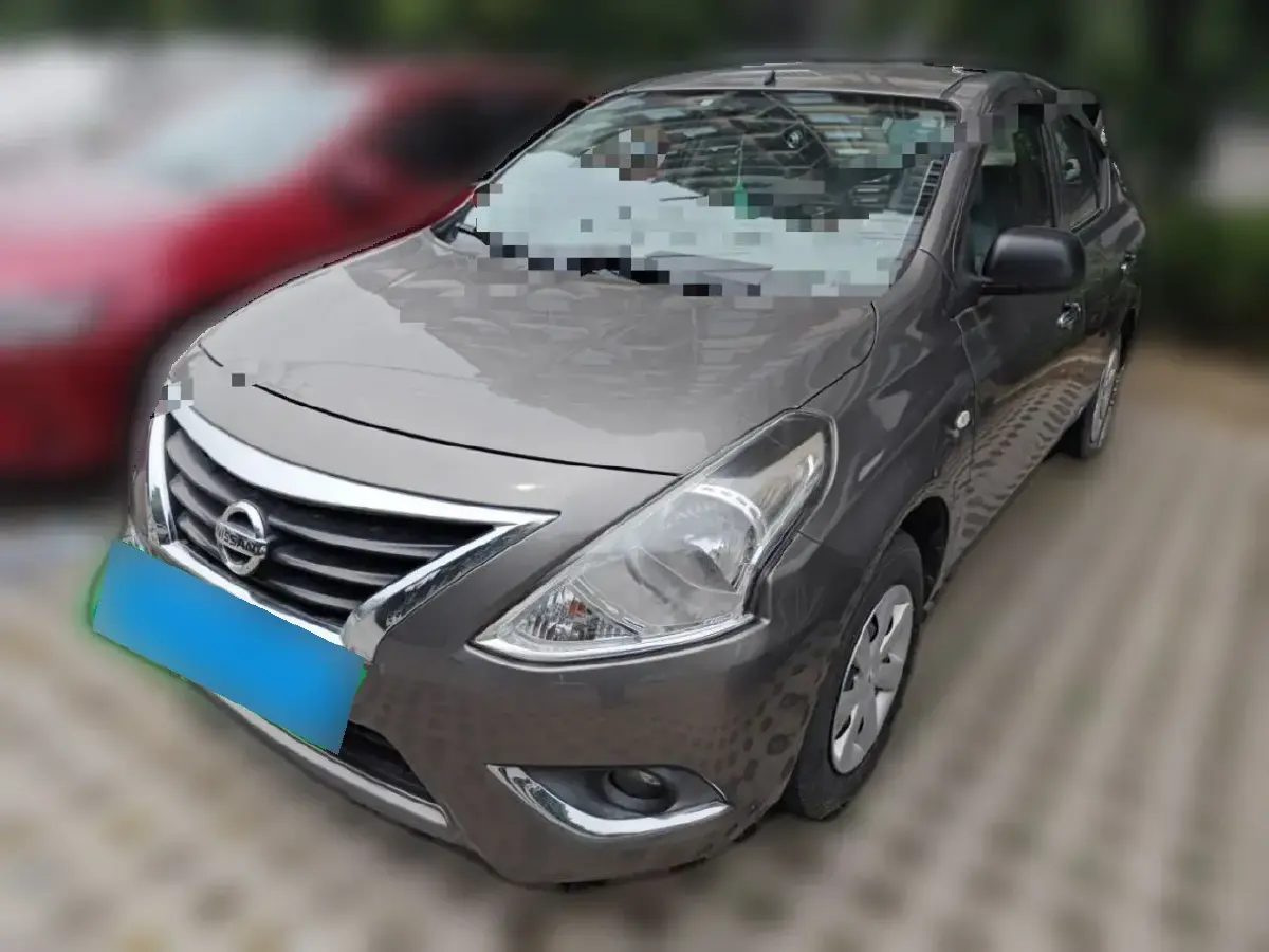 2015 Nissan Sunny 1.5L 112HP L4 CVT