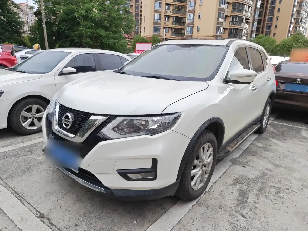 2020 Nissan X-Trail 2.0L 154HP L4 CVT