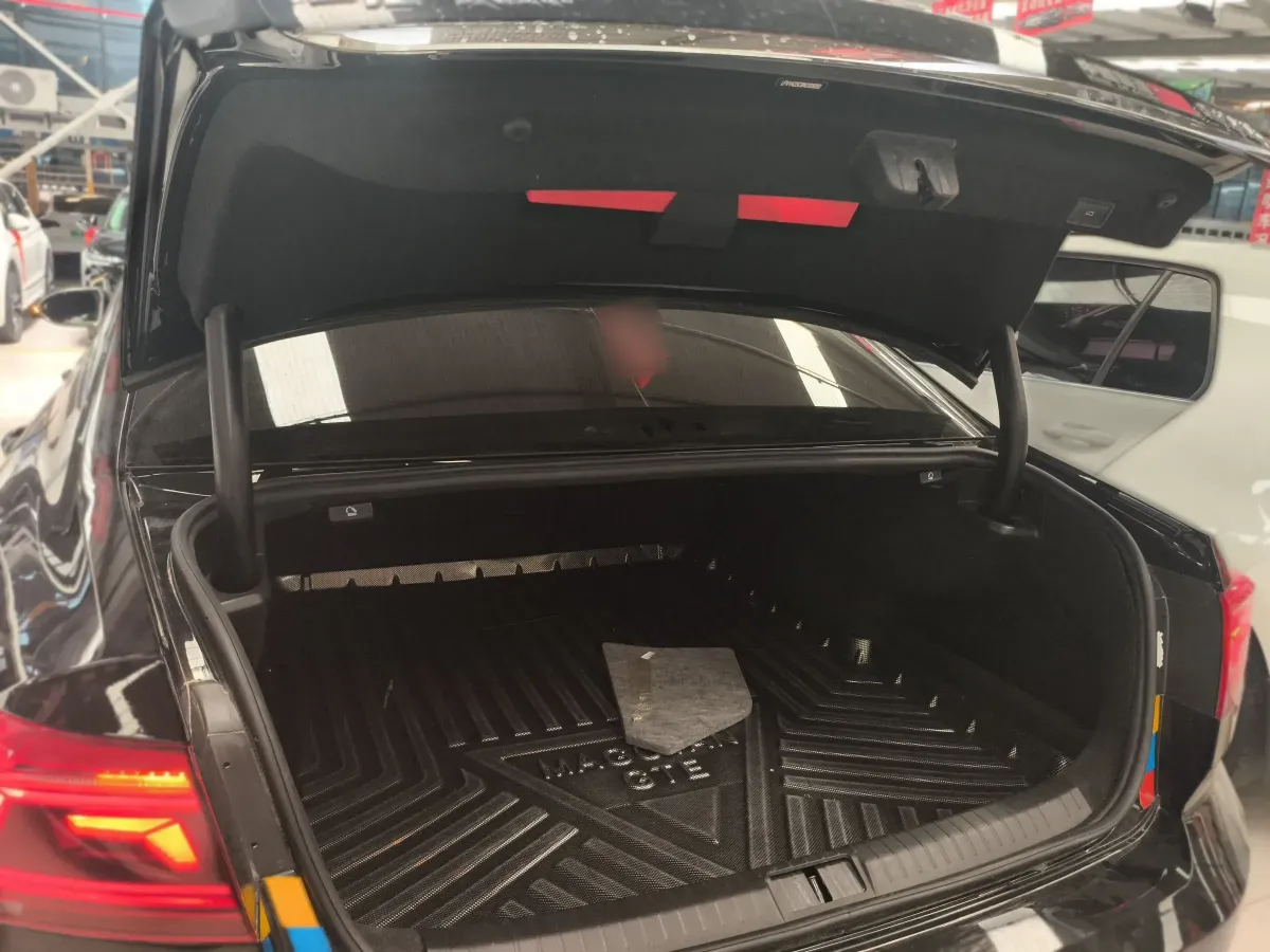 2022 Volkswagen Magotan GTE 1.4T 150HP L4 6DCT PHEV 13KWH,autocango,china used car exporter,china ev exporter,chinese used car exporter,chinese used ev exporter