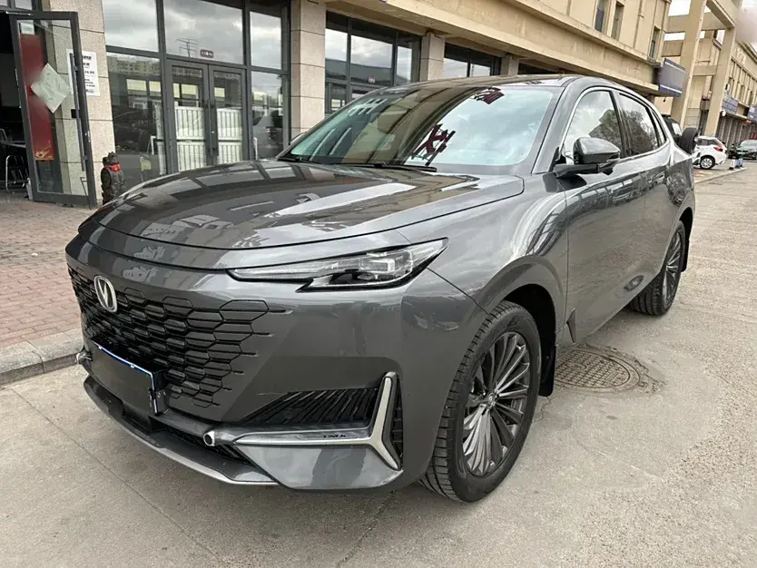2021 ChangAn UNI-K 2.0T 233HP L4 8AT