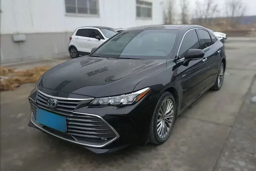 2019 Toyota Avalon 2.5L 178HP L4 E-CVT Hybrid