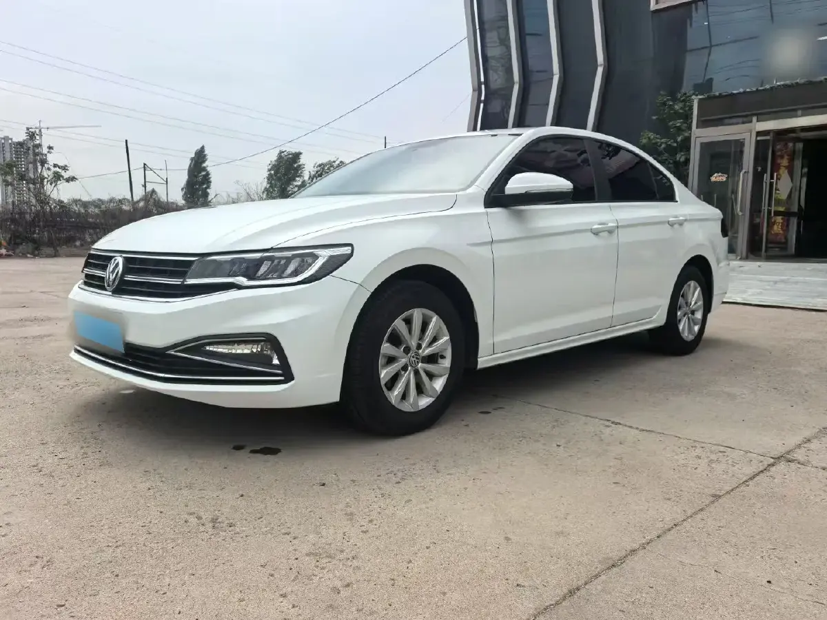 2021 Volkswagen Bora 1.5L 113HP L4 5MT