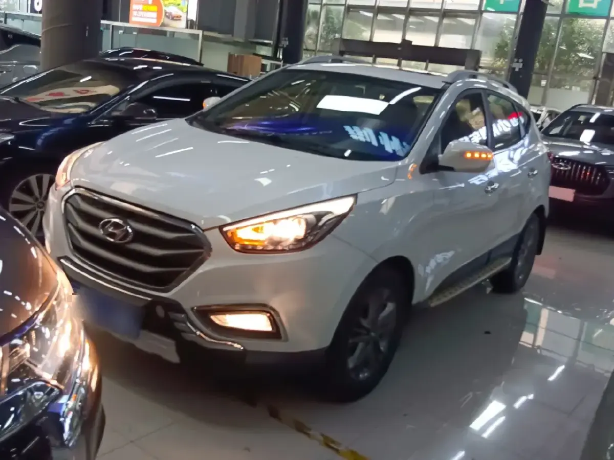 2015 Hyundai ix35 2.0L 165HP L4 6AT