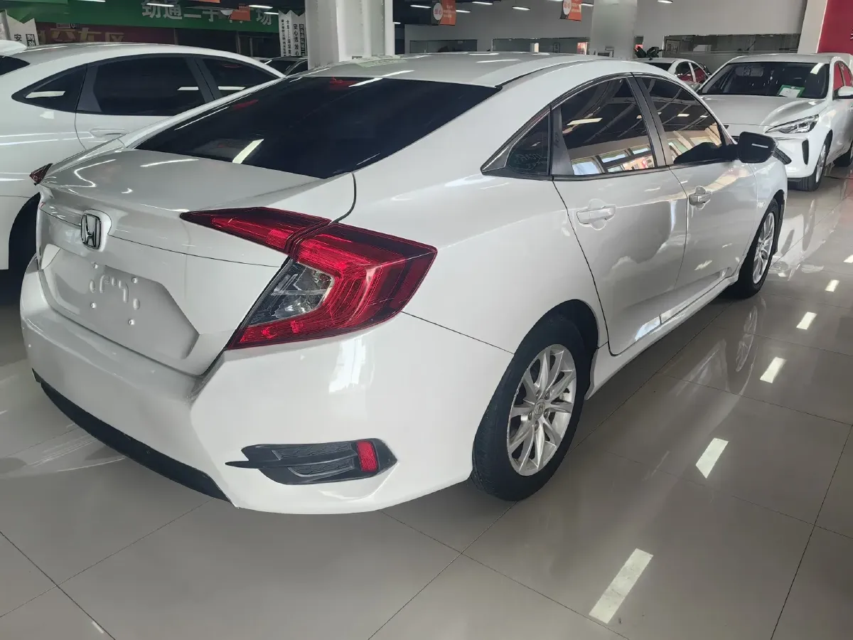 2016 Honda Civic 1.0T 125HP L3 6MT,autocango,china used car exporter,china ev exporter,chinese used car exporter,chinese used ev exporter