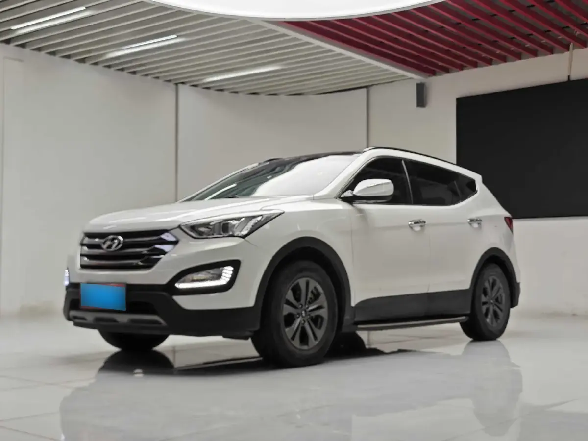 2015 Hyundai Santafe 2.4L 189HP L4 6AT