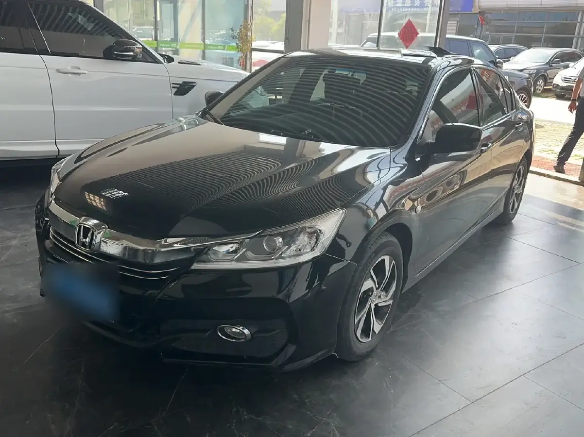 2016 Honda Accord 2.0L 155HP L4 CVT