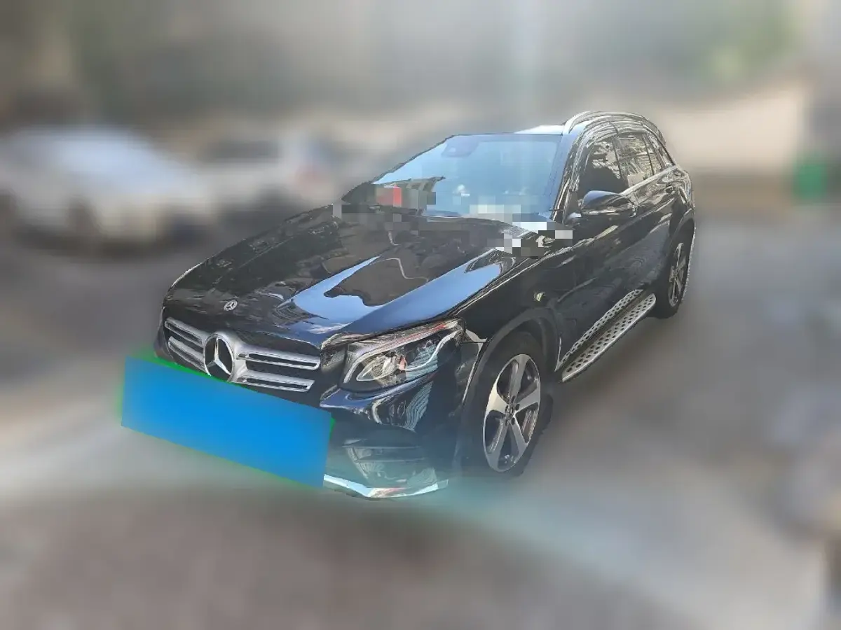 2017 Mercedes-Benz GLC Class 2.0T 211HP L4 9AT