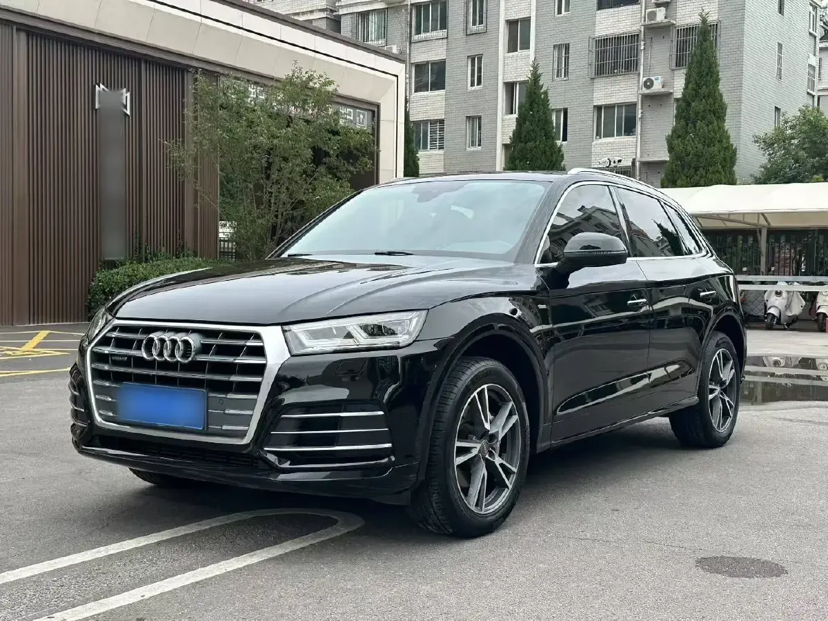 2018 Audi Q5L 2.0T 190HP L4 7DCT