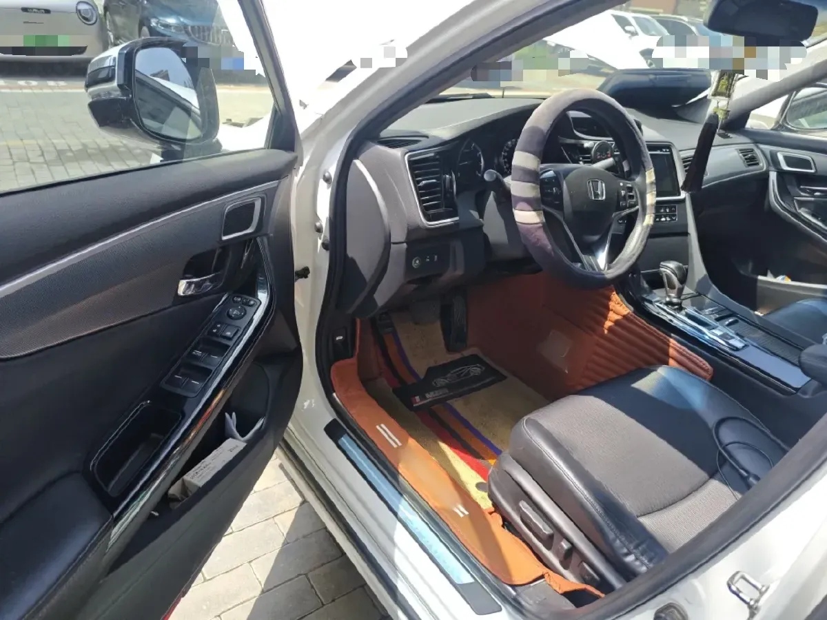 2015 Honda Spirior 2.4L 208HP L4 8DCT,autocango,china used car exporter,china ev exporter,chinese used car exporter,chinese used ev exporter