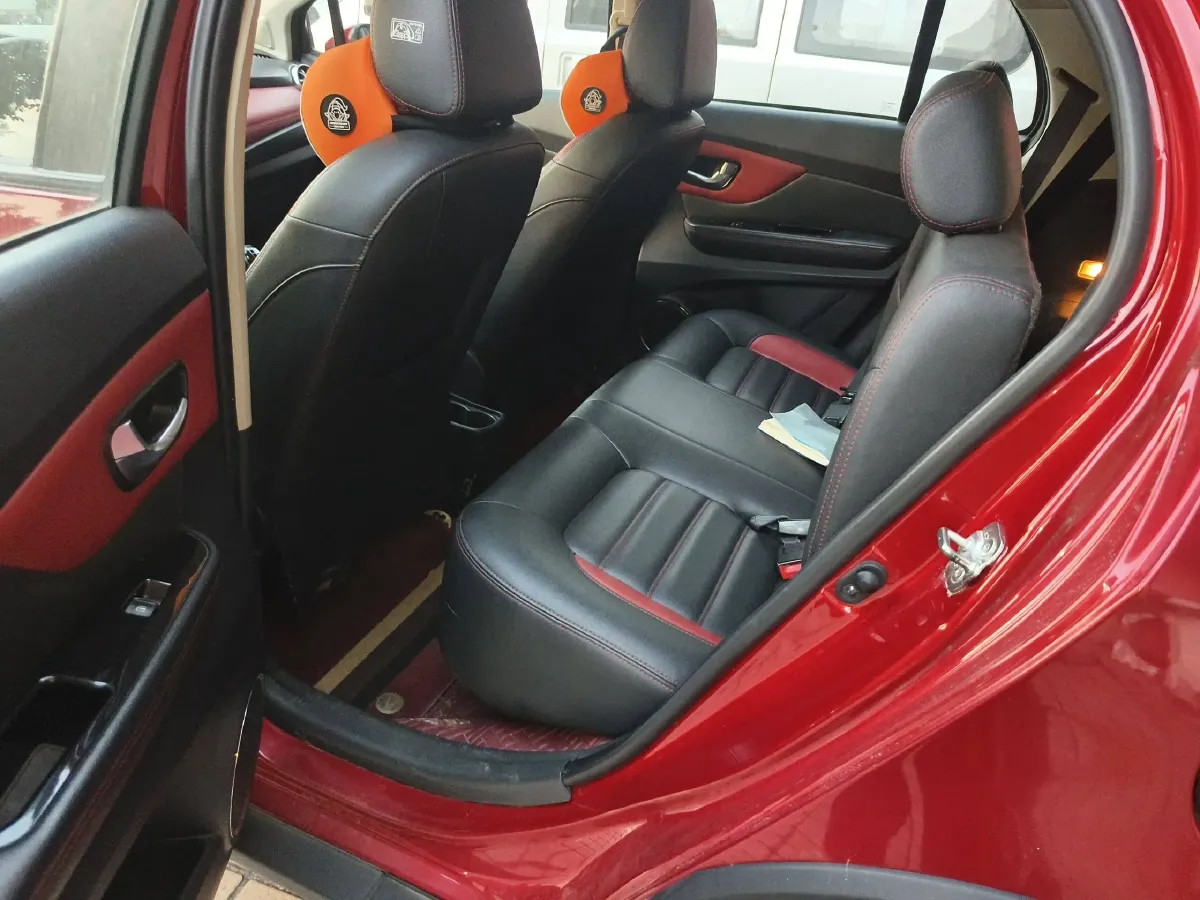 2015 Haval H1 1.5L 106HP L4 5MT,autocango,china used car exporter,china ev exporter,chinese used car exporter,chinese used ev exporter