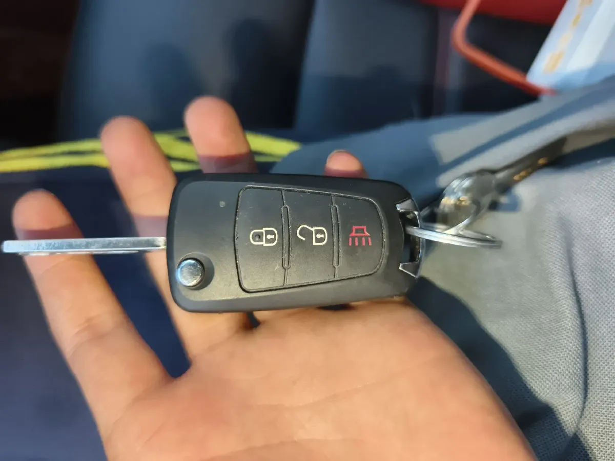 2015 Haval H1 1.5L 106HP L4 5MT,autocango,china used car exporter,china ev exporter,chinese used car exporter,chinese used ev exporter