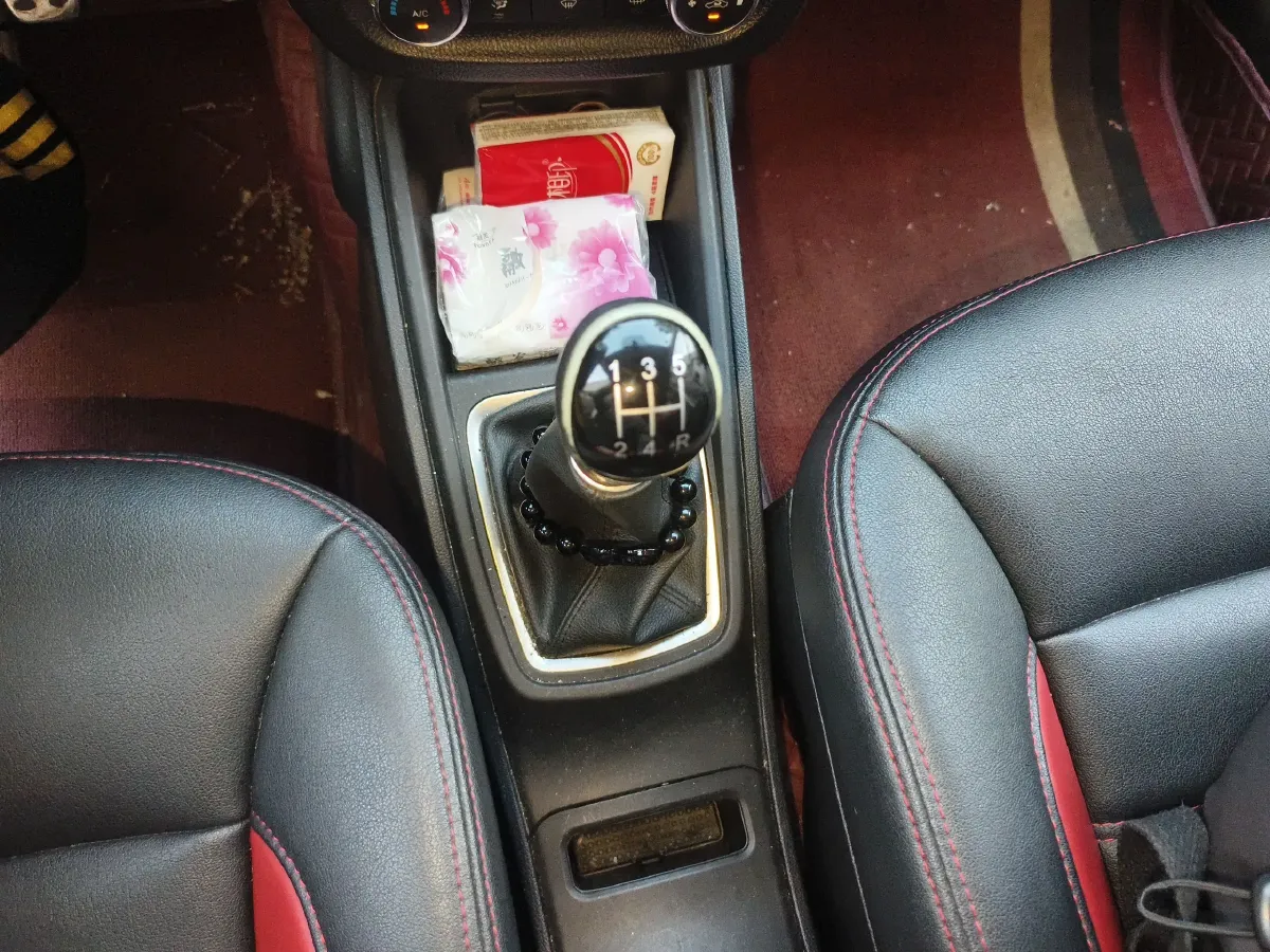 2015 Haval H1 1.5L 106HP L4 5MT,autocango,china used car exporter,china ev exporter,chinese used car exporter,chinese used ev exporter