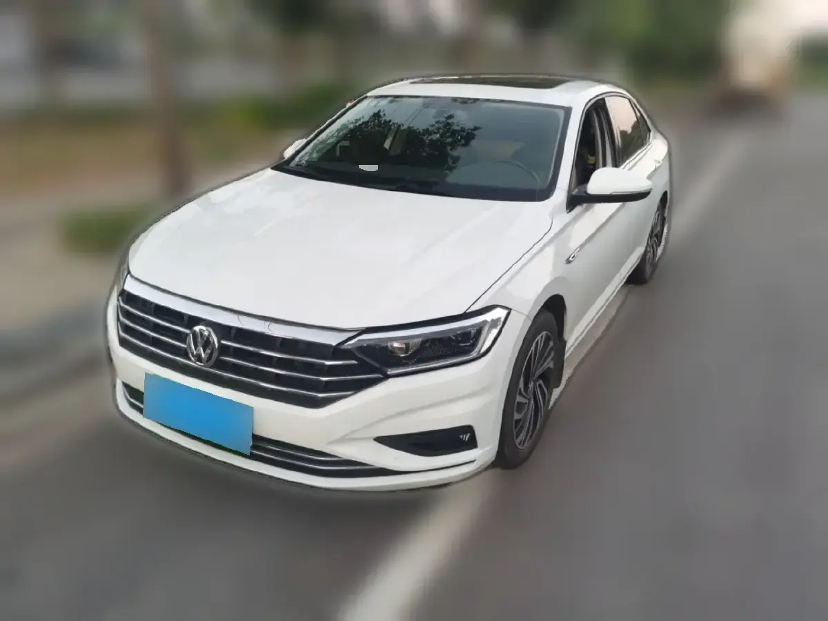 2021 Volkswagen Sagitar 1.4T 150HP L4 7DCT