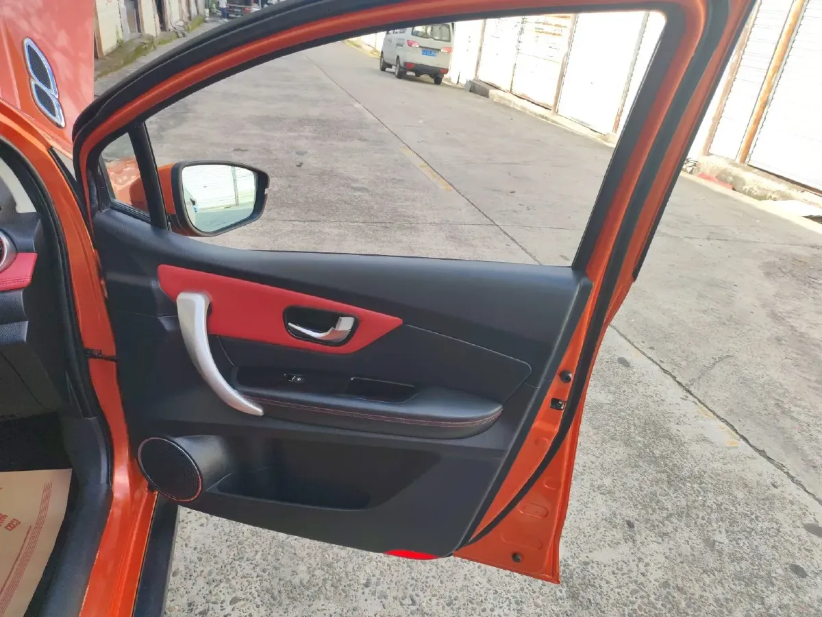 2015 Haval H1 1.5L 106HP L4 5MT,autocango,china used car exporter,china ev exporter,chinese used car exporter,chinese used ev exporter