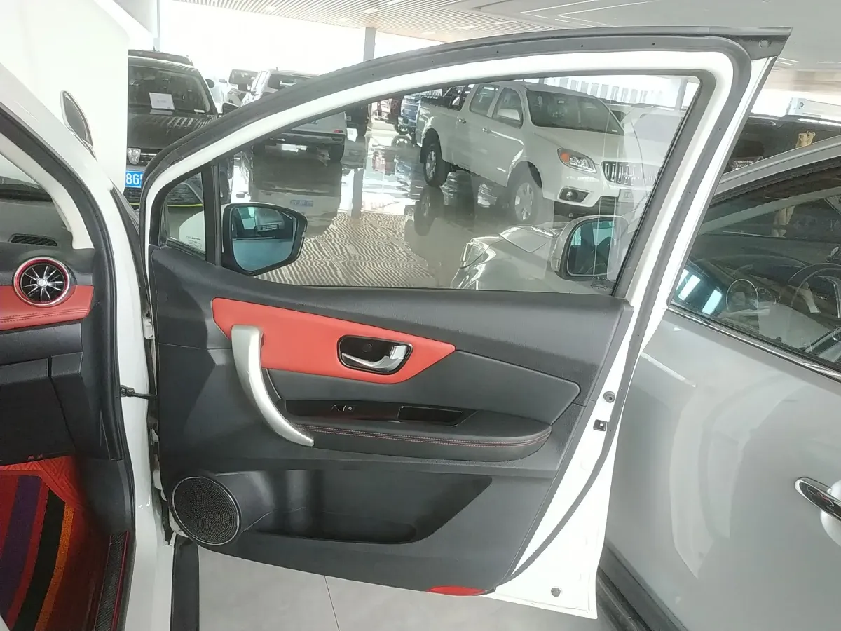 2015 Haval H1 1.5L 106HP L4 5MT,autocango,china used car exporter,china ev exporter,chinese used car exporter,chinese used ev exporter